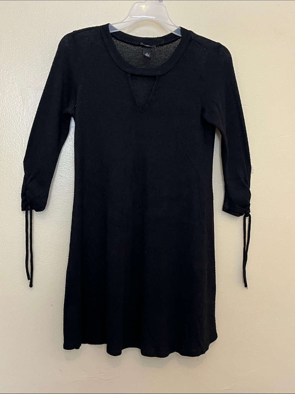 Black Long-Sleeve Knit Tie-Cuff Dress